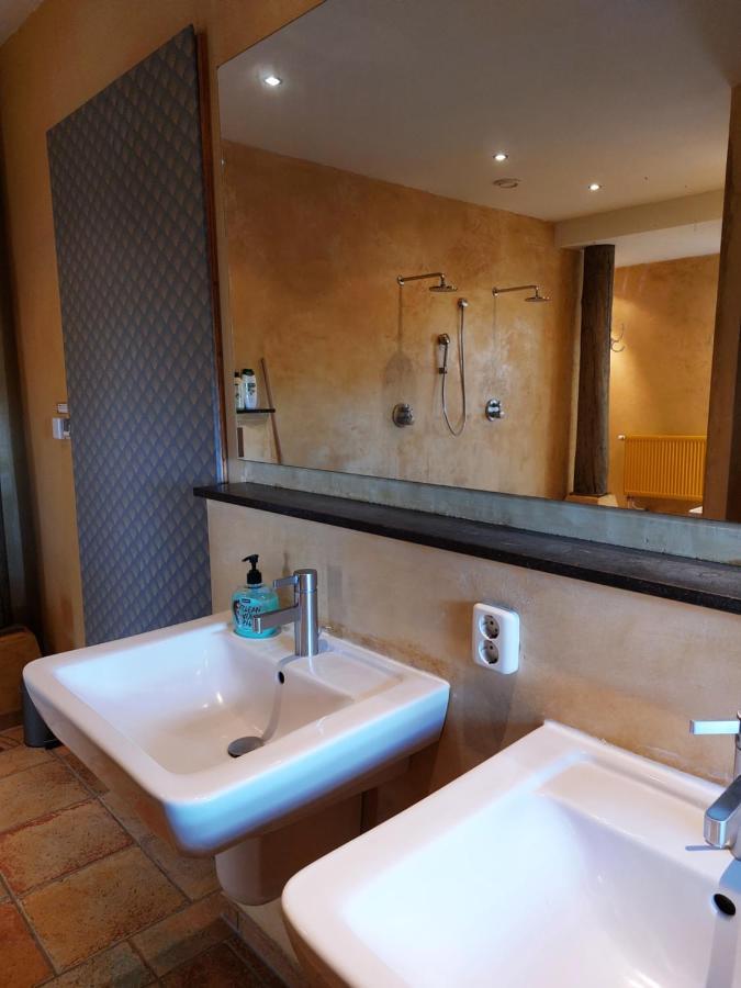 Luxe Gastenverblijf In Het Hart Van Friesland Akkrum Екстериор снимка